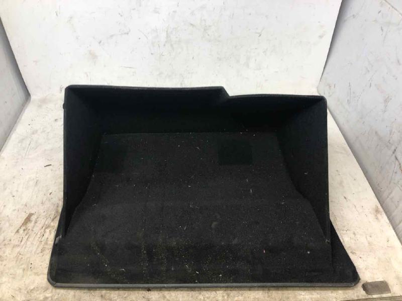 2021 CADILLAC XT6 Glove Box - Image 2