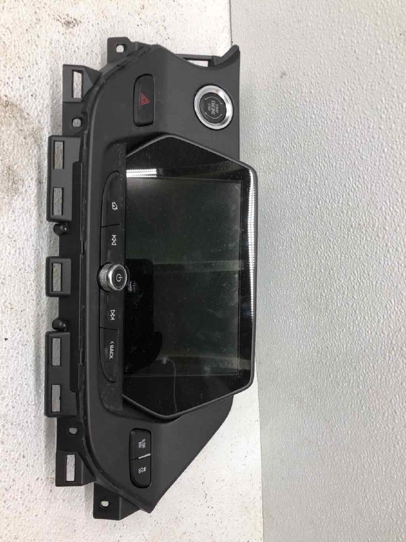 2019 CHEVROLET BLAZER Radio Audio