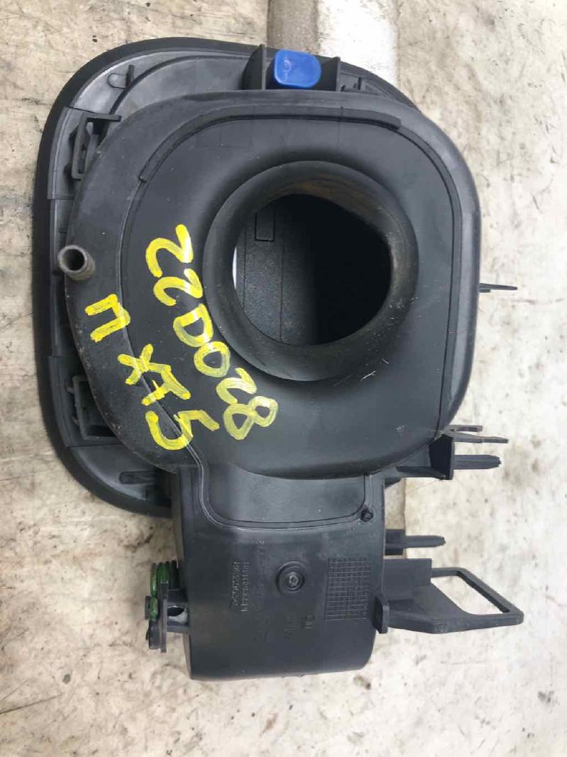 2017 CADILLAC XT5 Fuel Filler Door - Image 2