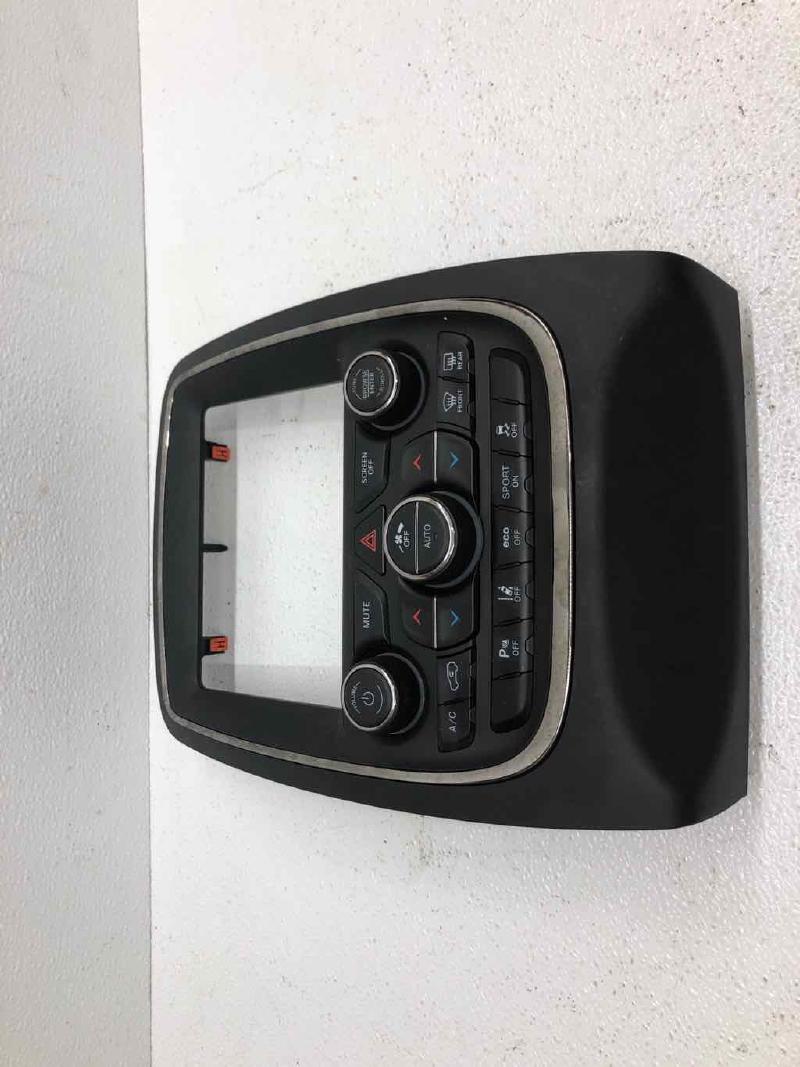 2018 DODGE DURANGO Temp Control
