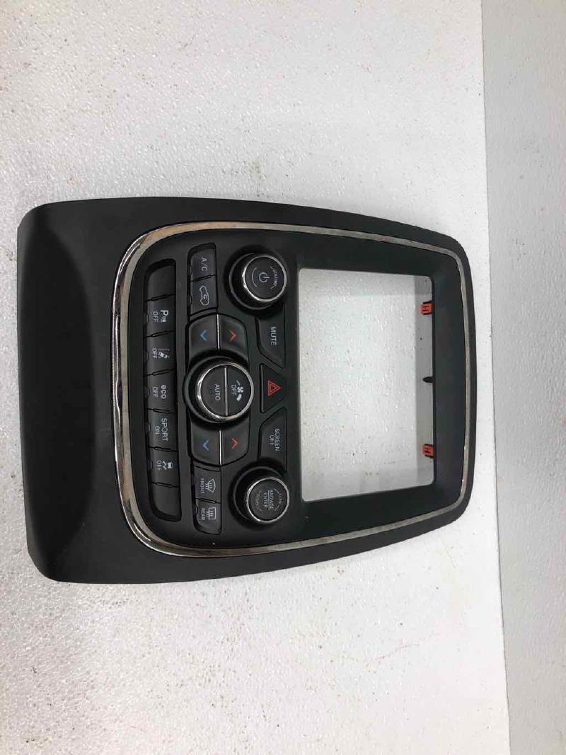 2018 DODGE DURANGO Temp Control - Image 2