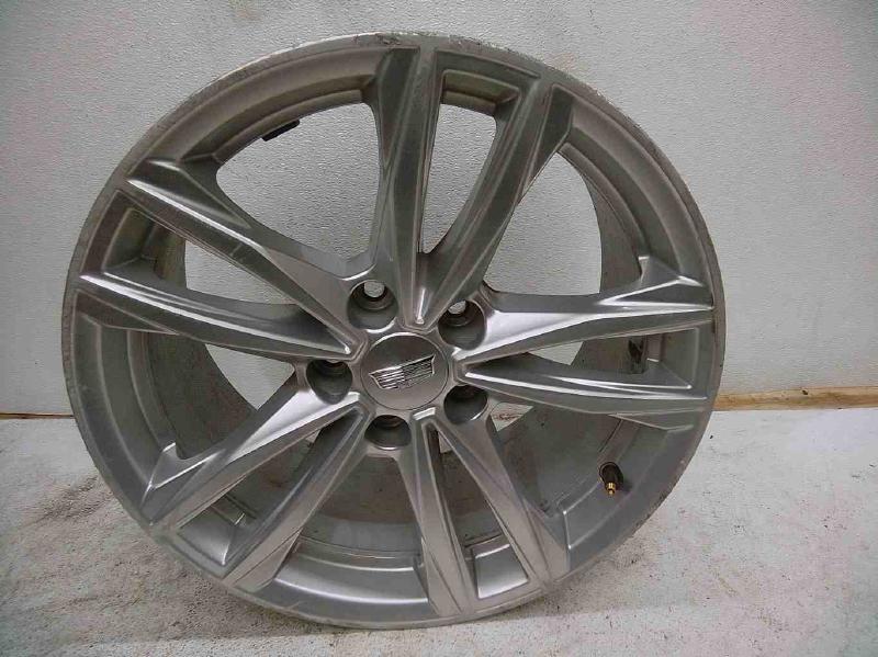 2020 CADILLAC CT4 Wheel