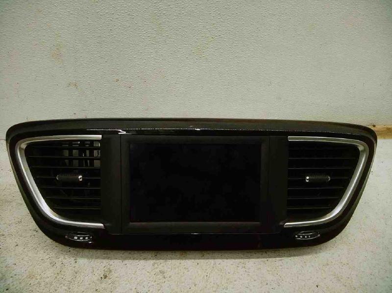 2019 CHRYSLER PACIFICA Radio Audio