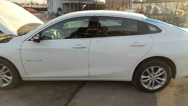 2018 CHEVROLET MALIBU Center Pillar