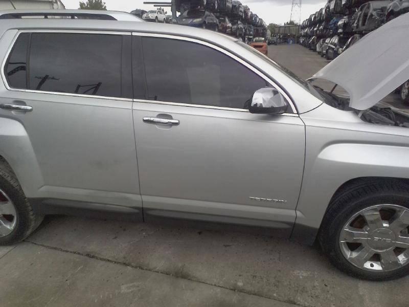 2014 GMC TERRAIN Door Assembly Front