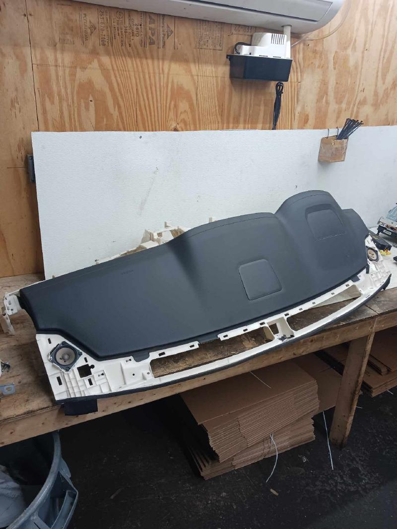 2022 NISSAN NISSAN TITAN Dash Panel - Image 2
