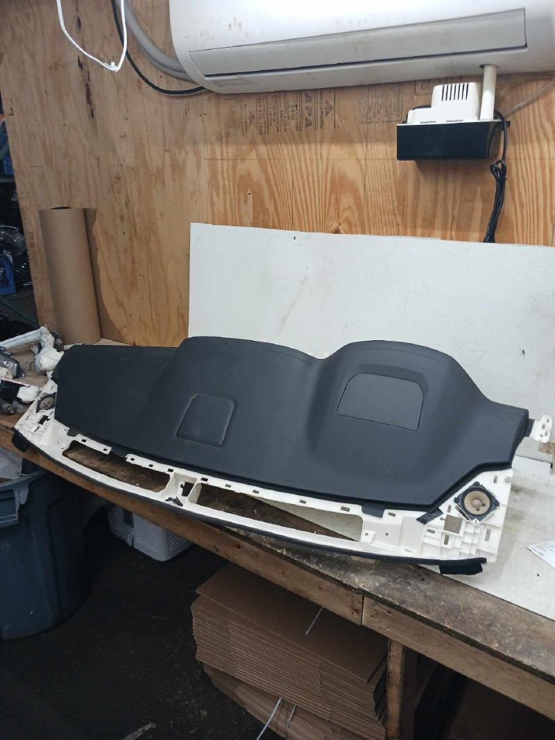 2022 NISSAN NISSAN TITAN Dash Panel - Image 3