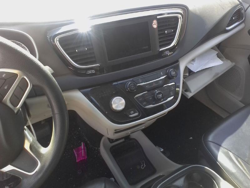 2020 CHRYSLER VOYAGER Temp Control